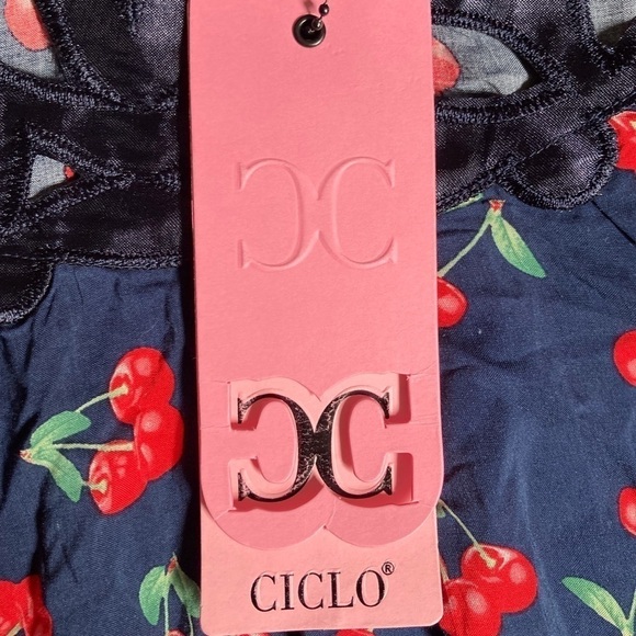Ciclo Collective Italian Dress Luxury Statement Cherry print Kaftan Dress NWT - Picture 6 of 8